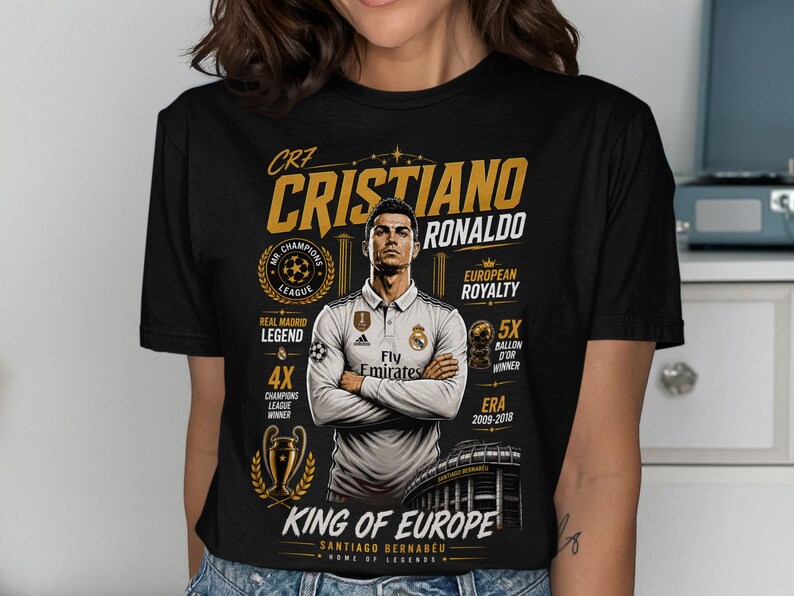 C Ronaldo Vintage Shirt, CR7 Real Madrid Soccer Halftone Design for Woman and Man, Christiano CR7 Merch Gift, Ronaldo 90s Bootleg Tshirt