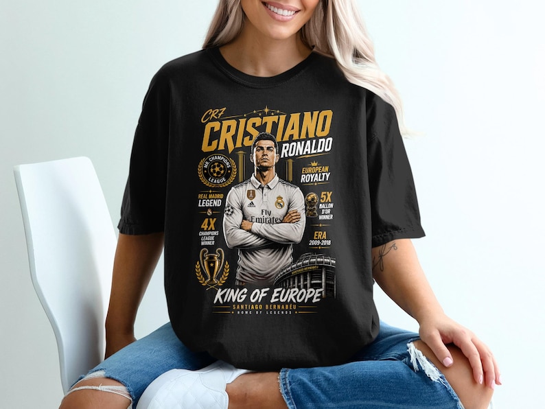 C Ronaldo Vintage Shirt, CR7 Real Madrid Soccer Halftone Design for Woman and Man, Christiano CR7 Merch Gift, Ronaldo 90s Bootleg Tshirt