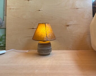 Small Chattered table Lamp