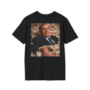 Man Surrounded by Money T-Shirt | Photo Portrait, Vintage Mob Style