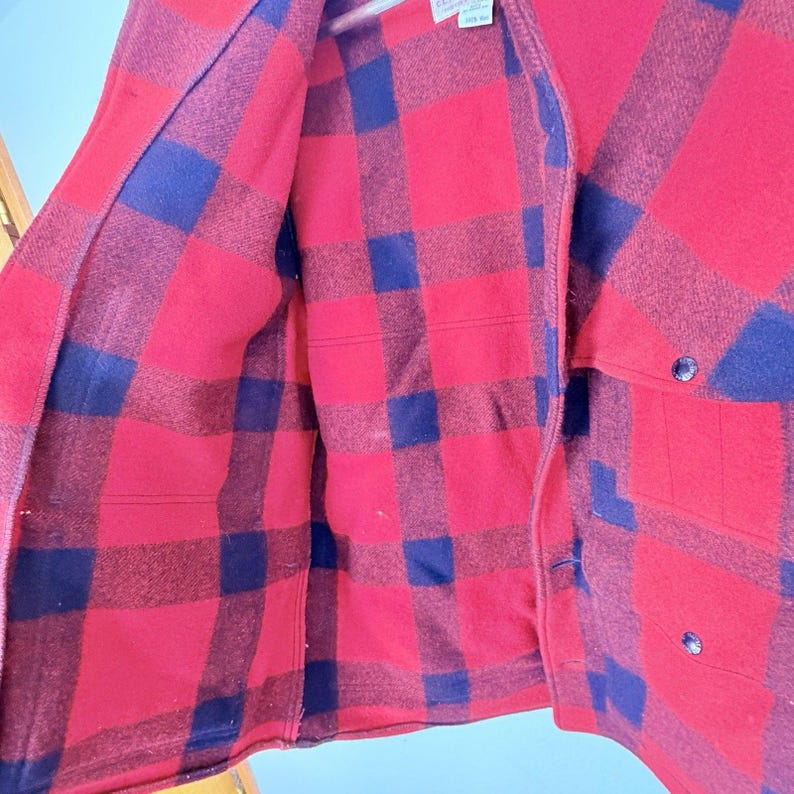 Vintage Filson 1970s Mackinaw Red Buffalo Plaid Wool Jacket Size 42 Mens USA image 11