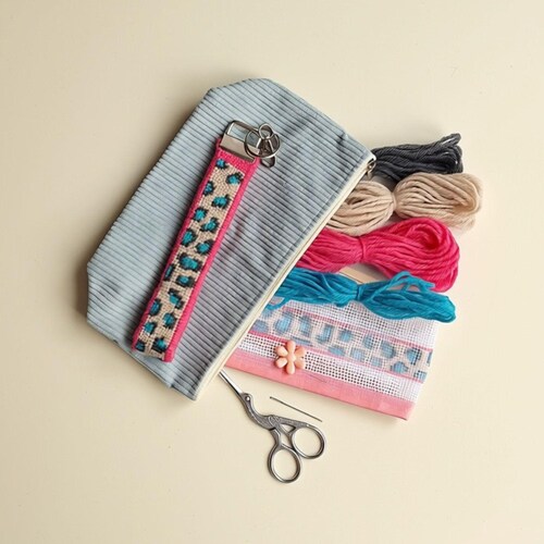 DIY Needlepoint Kit, Leopard Key Fob Bag Charm | 12 HPI Canvas, British Wool