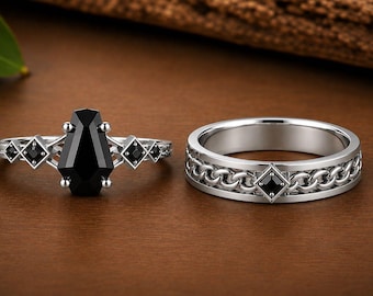 Conjunto de anillos de ónix negro para parejas / Anillo de compromiso gótico / Alianzas de boda a juego / Anillos de promesa con piedras preciosas negras / Regalo de aniversario