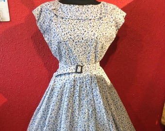 1950s Large Print Dress Blue Paisley Plus Size Nylon Seersucker