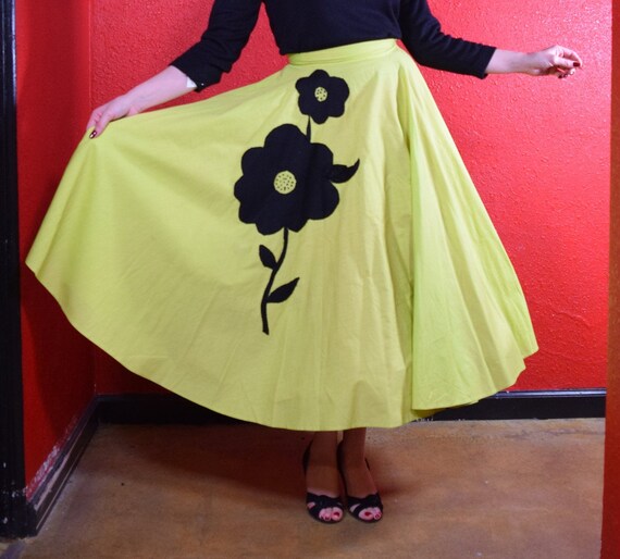 1950s Circle Skirt Felt Flower on Chartreuse Cotton - Etsy