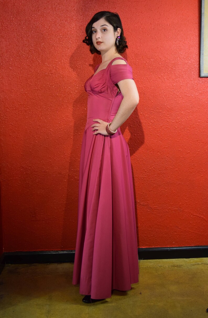 1940s Magenta Pink Gown Off Shoulder XS image 4