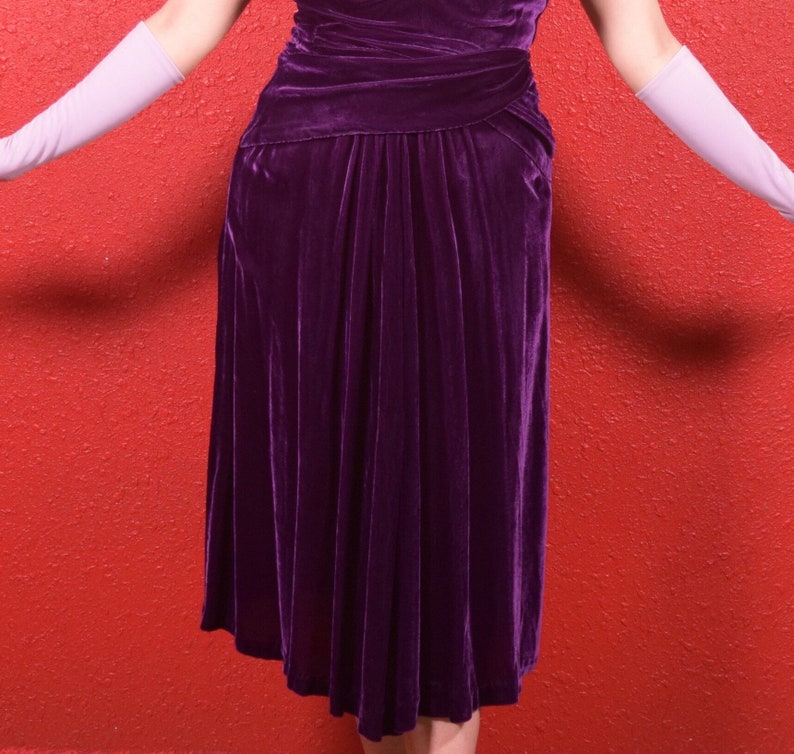 1930s Purple Silk Velvet Draped Dress image 9