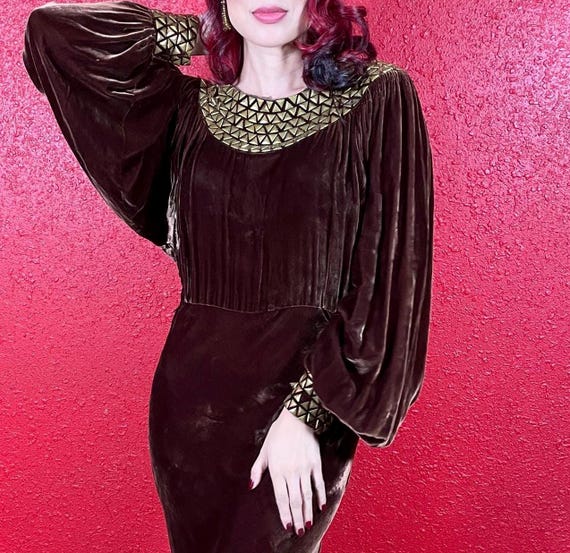 1930s Spectacular Silk Velvet Bias Cut Gown with Tria… - Gem