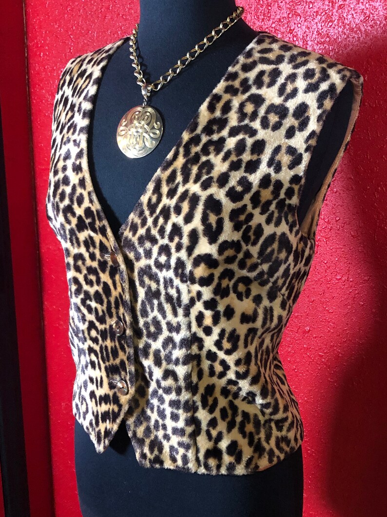 1960s Leopard Print Faux Fur Vest image 6