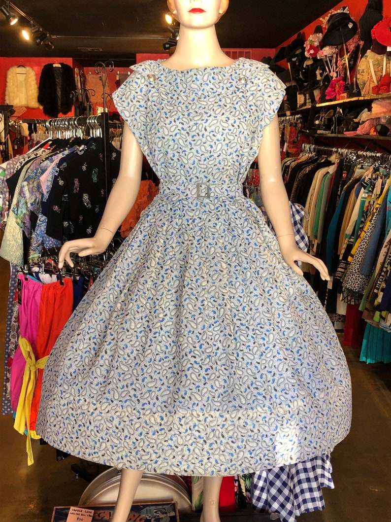 1950s Large Print Dress Blue Paisley Plus Size Nylon Seersucker image 9