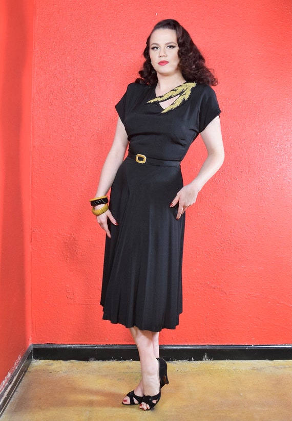 1940s Black Crepe Dress Soutache Detail Keyhole N… - image 9