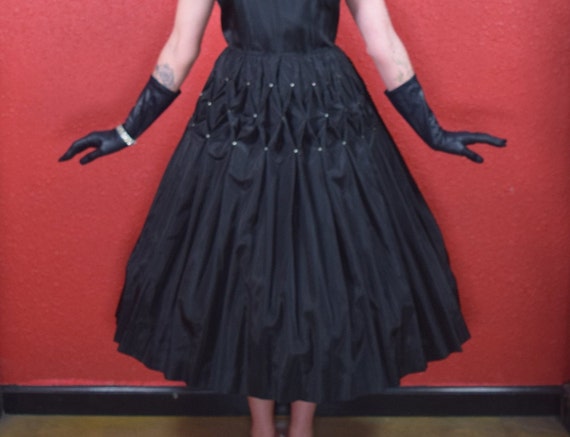 Sale 1950s Taffeta Black Fit & Flare Dress Accord… - image 3