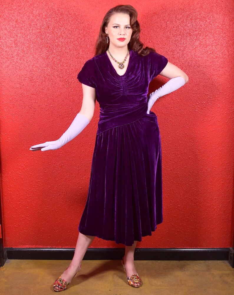 1930s Purple Silk Velvet Draped Dress image 8