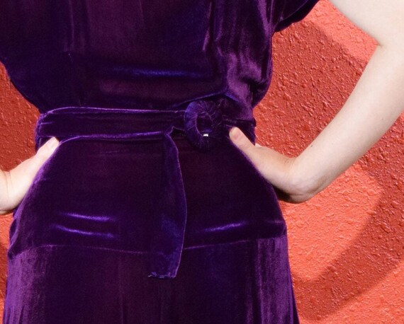 1930s Purple Silk Velvet Draped Dress - image 10