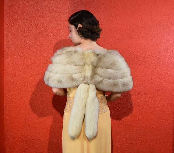 1950s Fox Fur Cape with Removable Tails - image 5