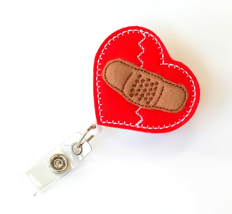 Mending Heart Name Badge Holder Cardiac Nurse Badges Etsy