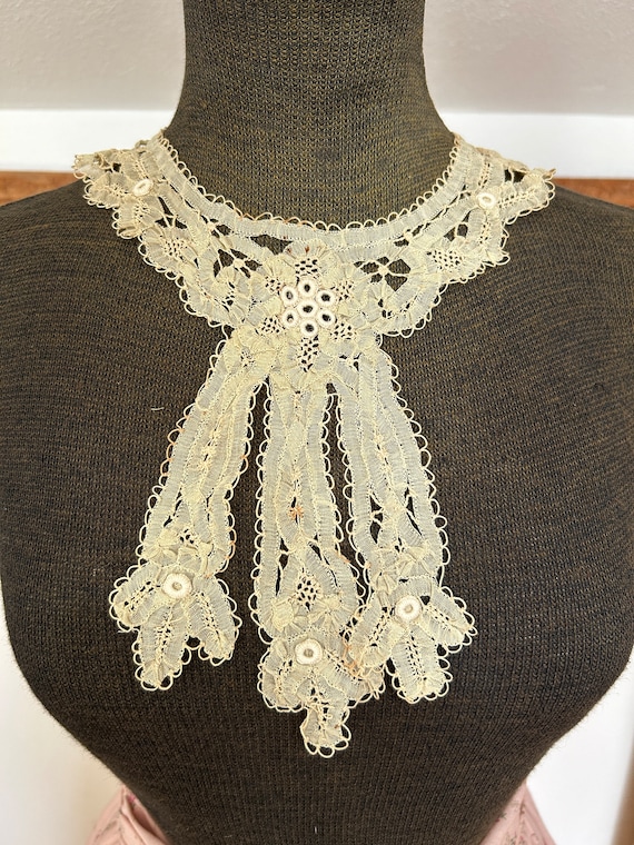 Antique Handmade Lace Collar, 1900's Victorian Fas