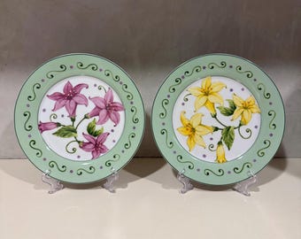 I. Godinger & Co. Porcelain "Daily Lillies" Dessert Plates, 7 5/8" diameter, set of 4