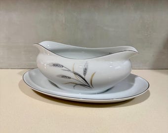Kaysons Fine China in pattern 'Silver Rhythm' with attached Underplate 1958-1964 (discontinued pattern)