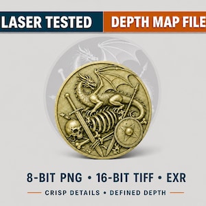 Puede incluir: Un medallón circular de tono dorado con un diseño en relieve de un dragón posado sobre una caja torácica, un cráneo, un escudo y espadas cruzadas. Arriba, una banda dice LASER TESTED DEPTH MAP FILES, y abajo, 8-BIT PNG 16-BIT TIFF EXR.
