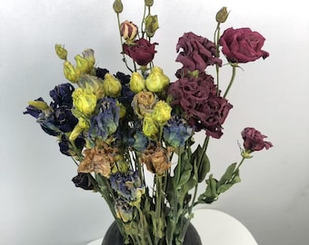 Dried Lisianthus Buds for Wedding Decor, Wreath Making, and Party Favors.