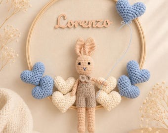 Corona personalizada con nombre de bebé – Adorno azul de nacimiento para puerta, habitación de niño | Decoración de pared