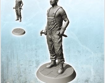 Modern industrial worker standing in overalls with hammer (1) - STL 3D Printing Modern Conflicts 20th 21st Century