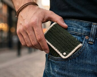 Crochet Mini Wallet Pattern, Beginner Pocket Card Holder PDF
