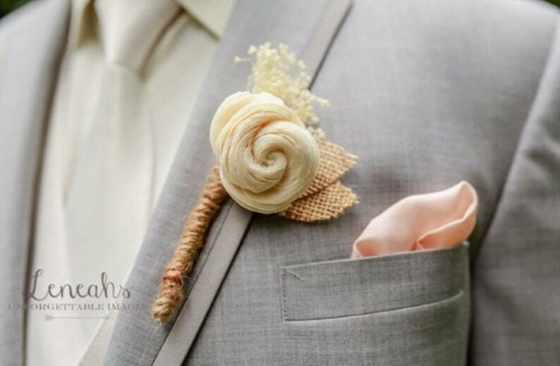 Sola Wood Boutonniere Sola corsages Sola Bouquets Boutonniere Rustic Bohemian Boutonniere White Boutonniere