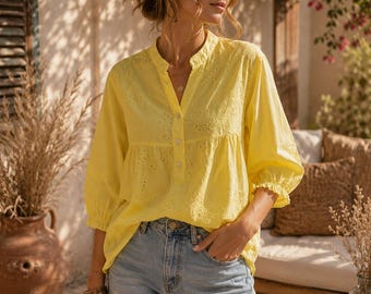 Blouse bohème jaune soleil broderie anglaise manches bouffantes