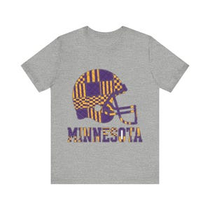 Camiseta de fútbol americano con casco de retazos de Minnesota, camiseta retro para el día del partido, ropa unisex para aficionados, regalo deportivo imagen 2