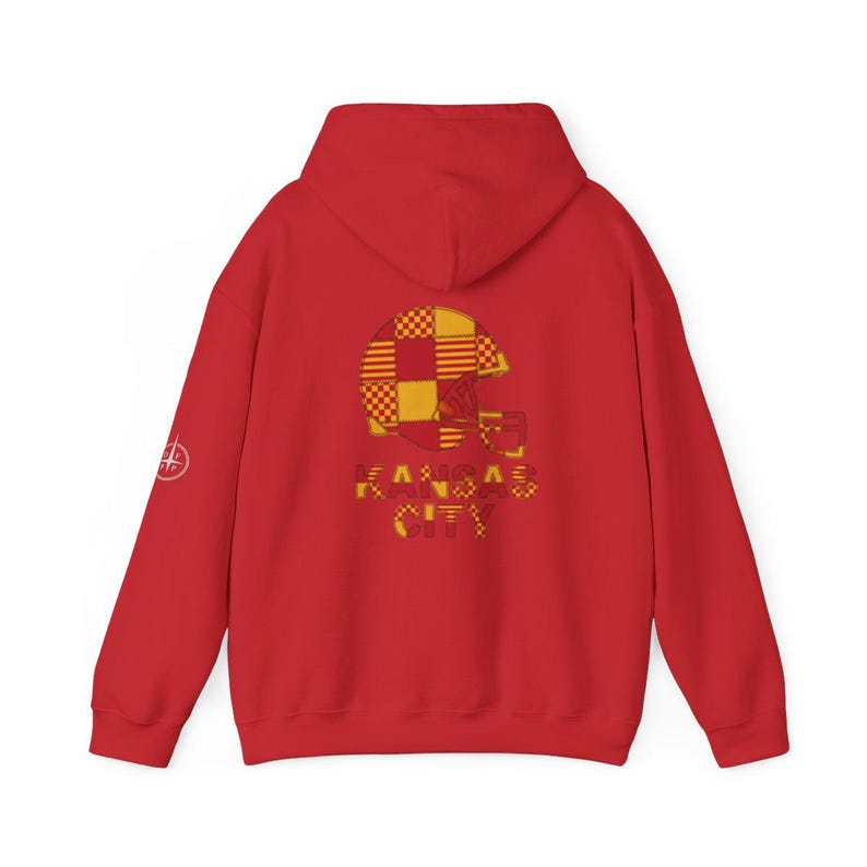 Kansas City Chiefs Patchwork-Helm-Hoodie, Retro-Football-Sweatshirt, Spieltagspullover, Fan-Hoodie Bild 7