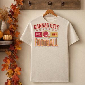 Immagine PNG dello stemma vintage di Kansas City per il football americano, design retrò da college per sublimazione, download digitale immagine 4