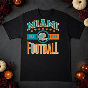 Escudo de fútbol americano vintage de Miami PNG, diseño retro universitario para sublimación, descarga digital imagen 5