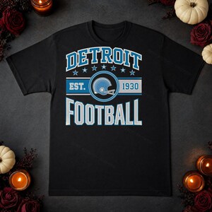 Football mit Detroit Lions-Vintage-Wappen (PNG), Retro-College-Sublimationsdesign, digitaler Download Bild 5