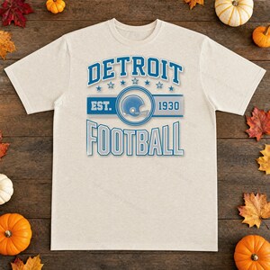 Football mit Detroit Lions-Vintage-Wappen (PNG), Retro-College-Sublimationsdesign, digitaler Download Bild 2