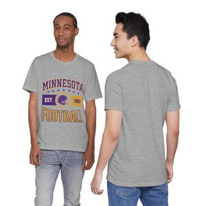 Koszulka z herbem Minnesota Vikings Vintage | Grafika kibica futbolu | Koszulka unisex zdjęcie 10