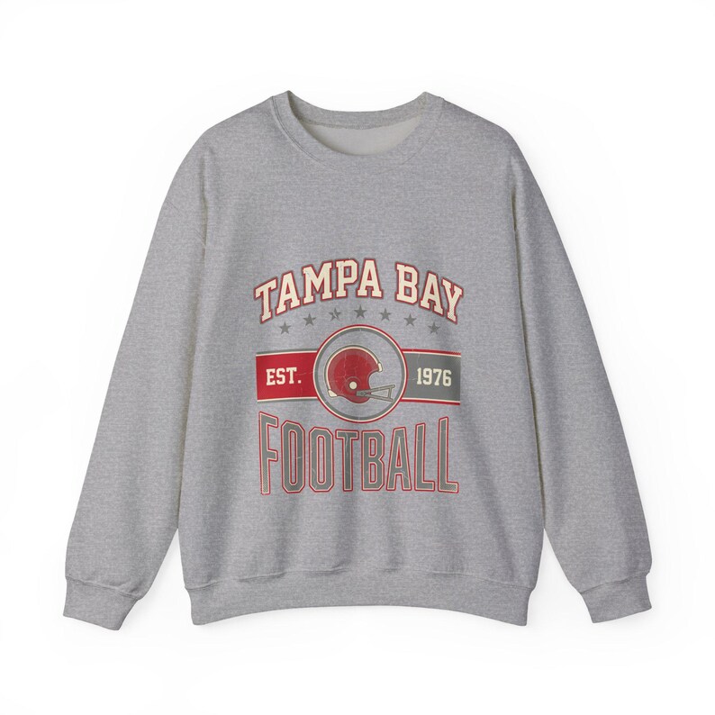 Sweat-shirt vintage à écusson des Tampa Bay | Graphisme pour fans de football | Sweat-shirt unisexe image 2
