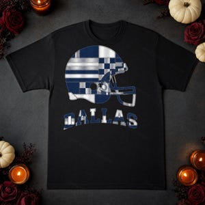 Dallas Game Day T-shirt, patchwork helm voetbalfan shirt, vintage stijl sportshirt afbeelding 7