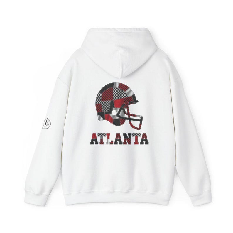 Sudadera con capucha y casco de retazos de fútbol americano de Atlanta, sudadera para el día del partido, regalo para el aficionado imagen 5