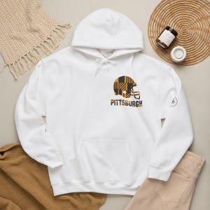 Pittsburgh Patchwork Helmet Game Day Hoodie, Unisex fotbollströja, Mysig hösttröja bild 1