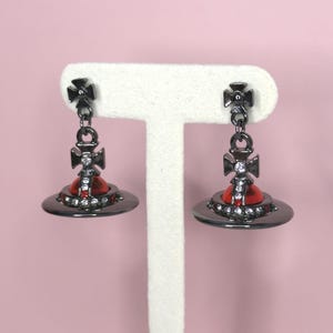 Vivienne westwood red orb - Etsy 日本