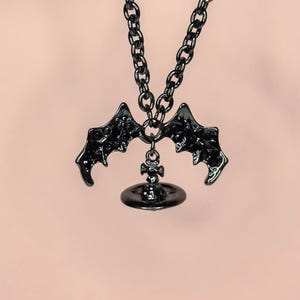 Vivienne westwood bone necklace - Etsy 日本