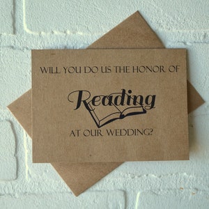 ¿Nos harás el honor de LEER en NUESTRO lector de BODAS? Serás nuestro lector. Tarjeta kraft. Tarjeta de boda. Lector de tarjetas de propuesta nupcial.
