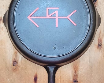 Lodge single notch #8 skillet