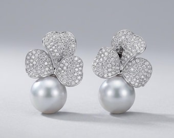 Leaf Pearl Stud Earrings, CZ Floral Earrings, Pedal Pearl Earrings, Elegant Bridal Jewelry, Bridesmaid Gift, Mother's Day Gift for Her