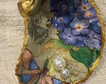 XL Handcrafted Oyster Shell | Hydrangea Butterfly Dragonfly Pink Purple Flowers Hydrangea,  Wedding & Bridal Shower Favors |  Monogram