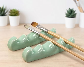 Buy One Get One Free | Ceramic Paint Brush Holder | Minimalist Wavy Brush Rest for Watercolor | Artist Studio Desk Organizer | Painter poison