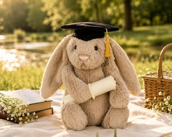 Pluszowy Jellycat Bashful Bunny na zakończenie roku szkolnego, prezent dla absolwenta rocznika 2026, pamiątka z ukończenia studiów w postaci królika, zabawka na zakończenie studiów