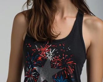 Canotta da donna personalizzata con stelle per il 4 luglio / Canotta sportiva leggera con spalline incrociate sulla schiena per allenamento.